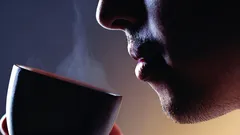 朝はコーヒーから始めない――専門家が明かす、飲むのに最適なタイミング